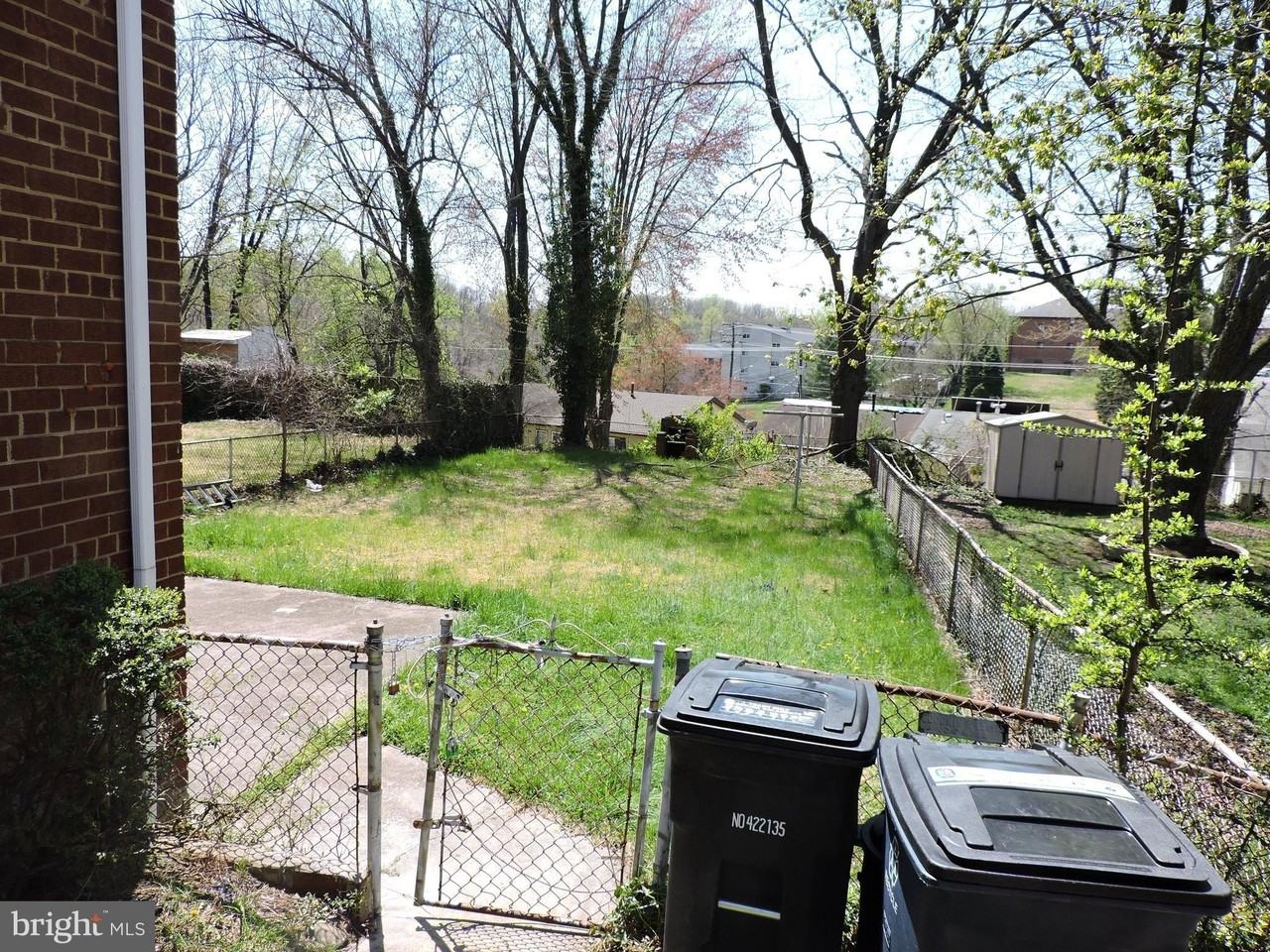 2311 Kirby Dr - Photo 4 of 14