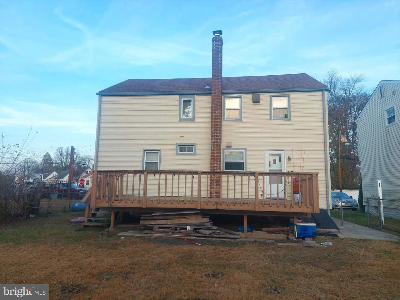 1128 Howard Ave #A - Photo 3 of 17