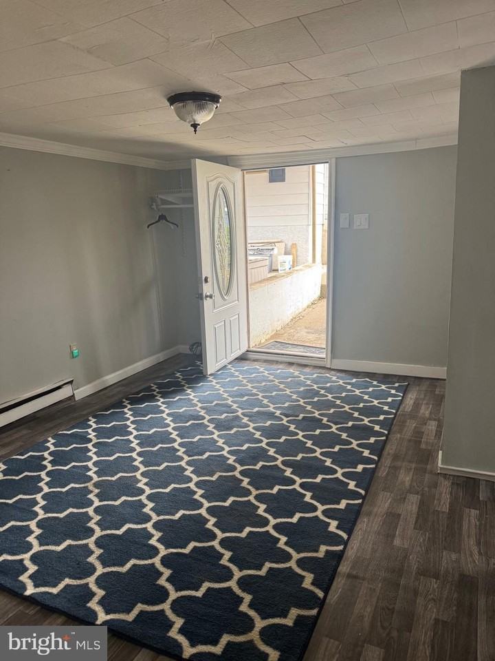 607 607 W LAWN REAR Avenue - Photo 2 of 12