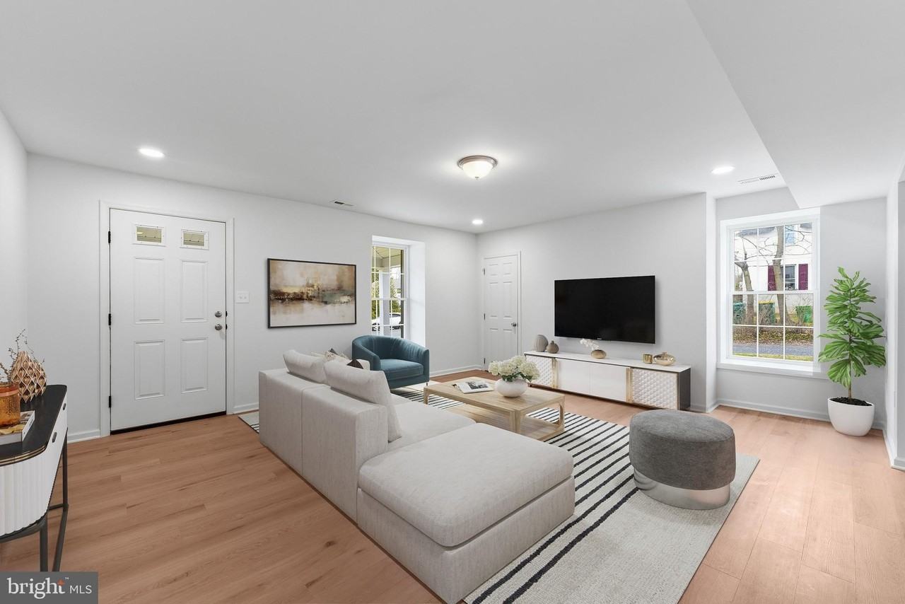 2210 New Falls Rd Apt A #A - Photo 3 of 27