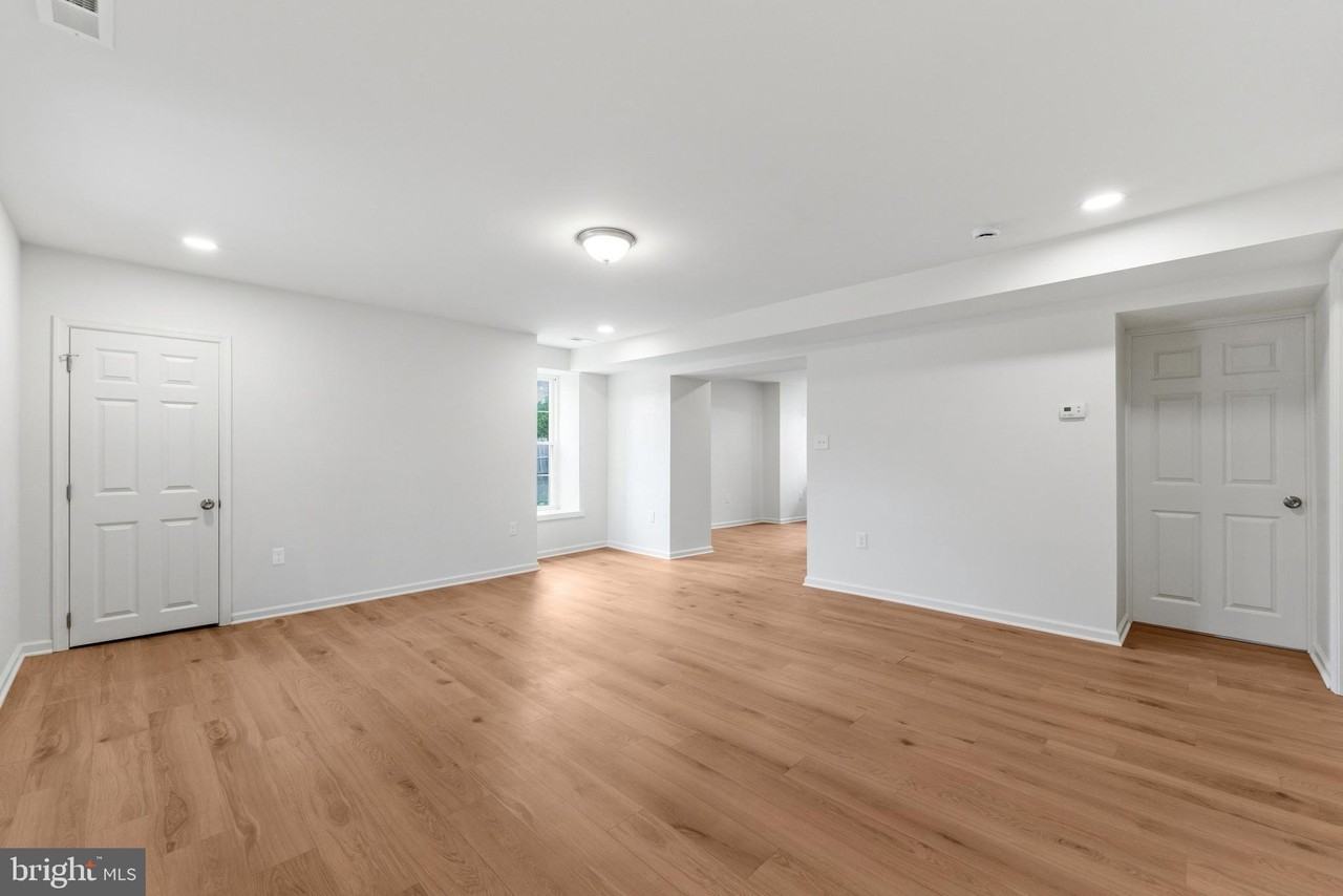 2210 New Falls Rd Apt A #A - Photo 7 of 27