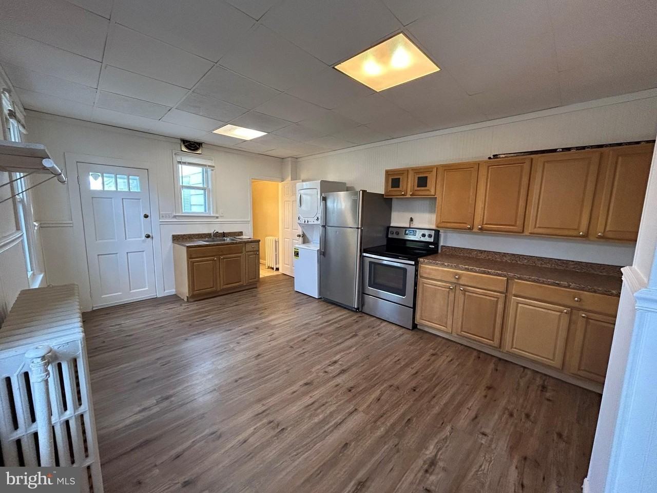 1030 Radcliffe St Unit 1 - Photo 6 of 13