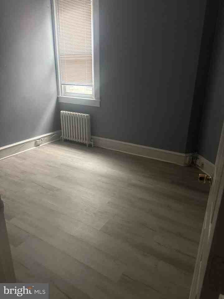 6458 Market St - Photo 3 of 7