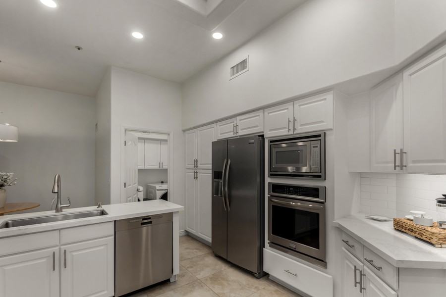 6711 E Camelback Rd #31 - Photo 7 of 30