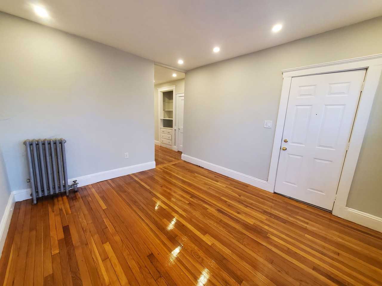 3961 Washington St #U3 - Photo 7 of 8