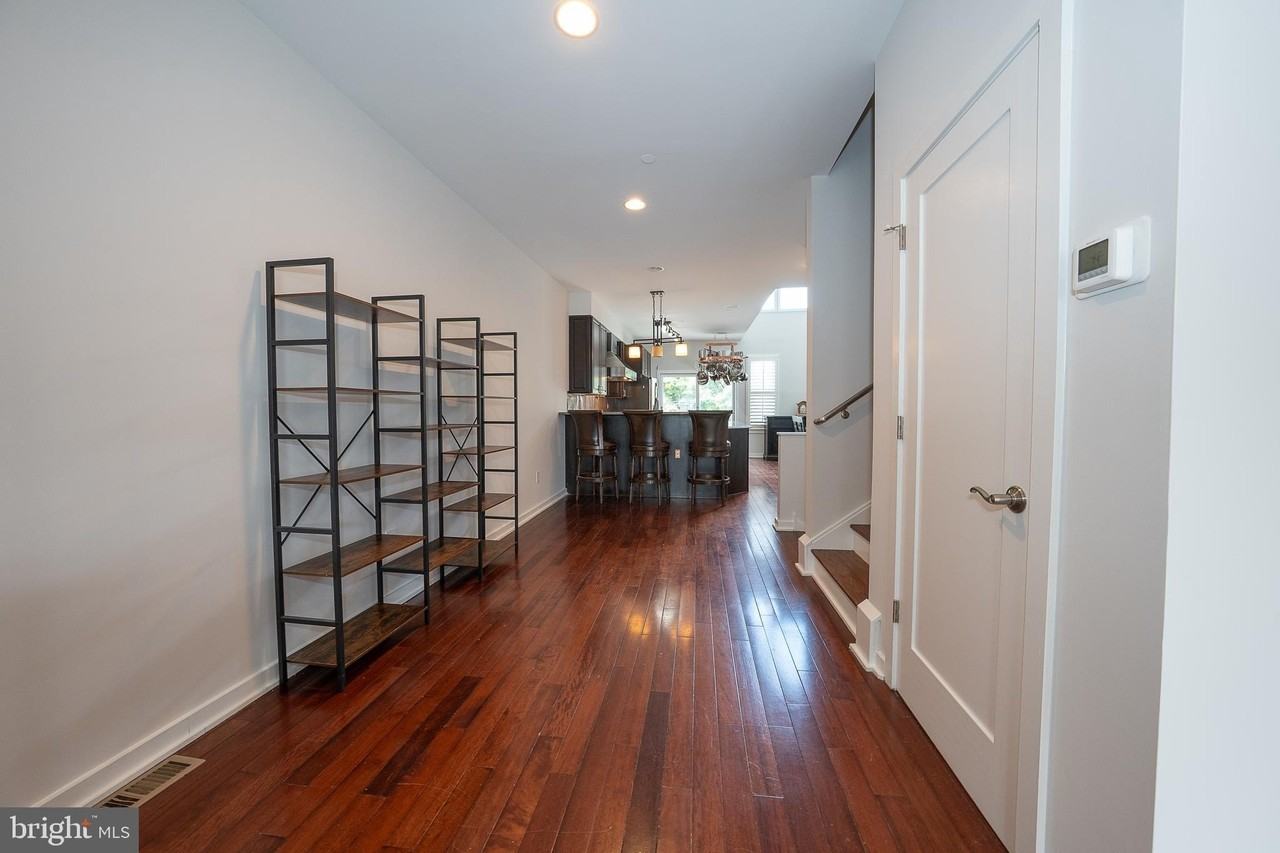 601 Poplar St - Photo 7 of 41