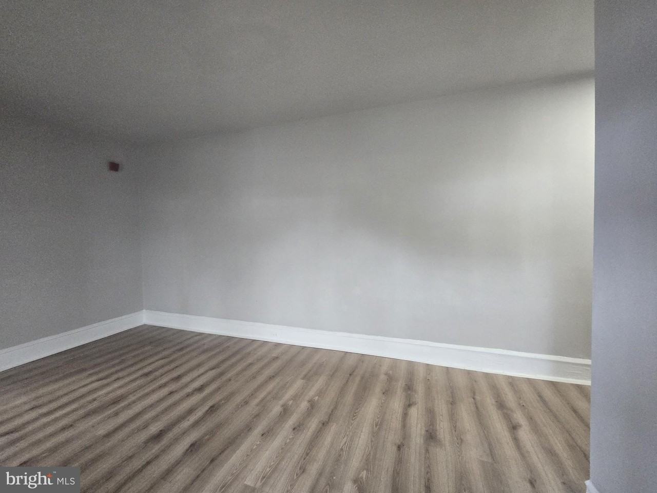 6700-6702 Keystone St 1st Fl - Photo 2 of 16