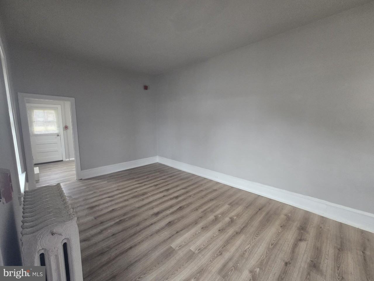 6700-6702 Keystone St 1st Fl - Photo 4 of 16