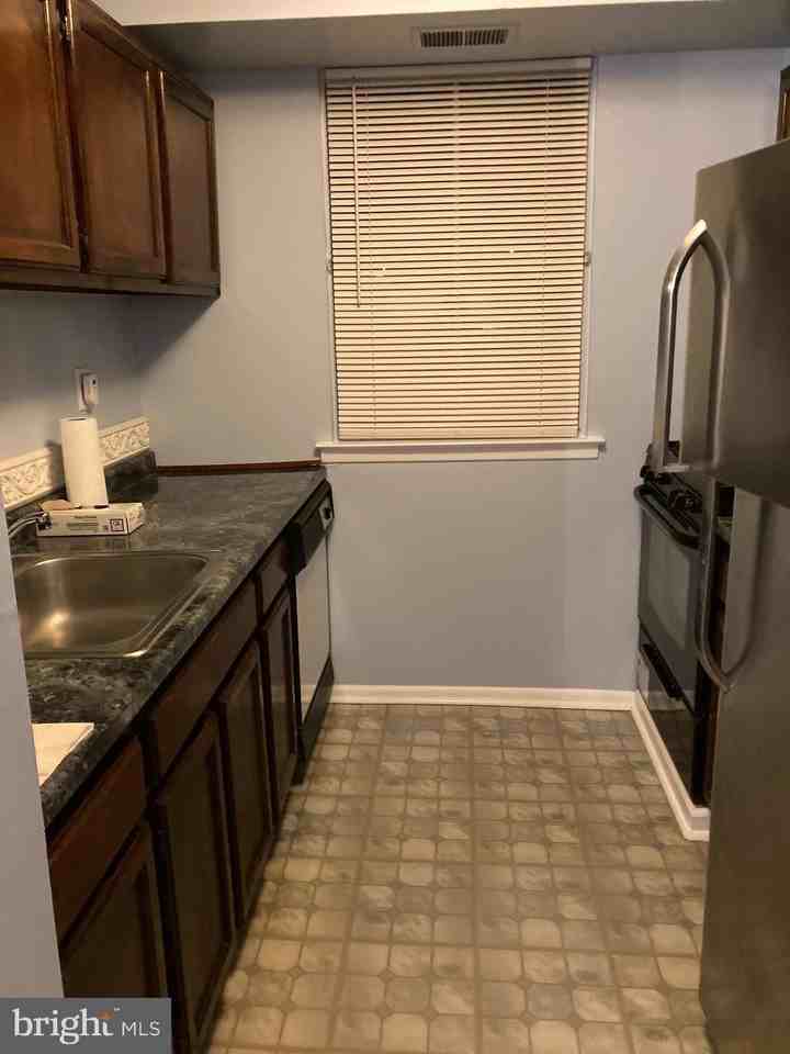 9921-00 Bustleton Ave Apt X7 - Photo 5 of 12