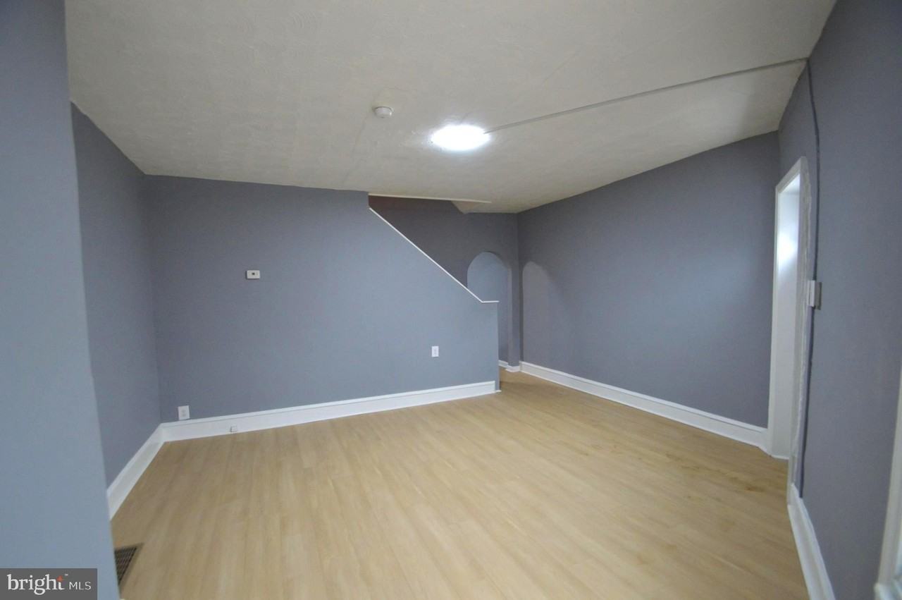 1218 S Hanson St - Photo 5 of 18