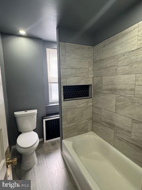 6422 N Lambert St - Photo 7 of 17