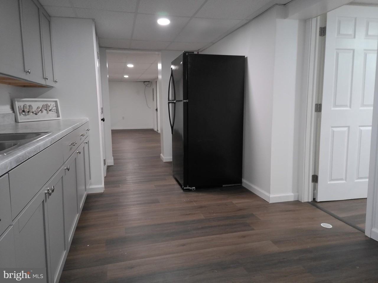 1124 W Main St Unit 1 - Photo 3 of 11