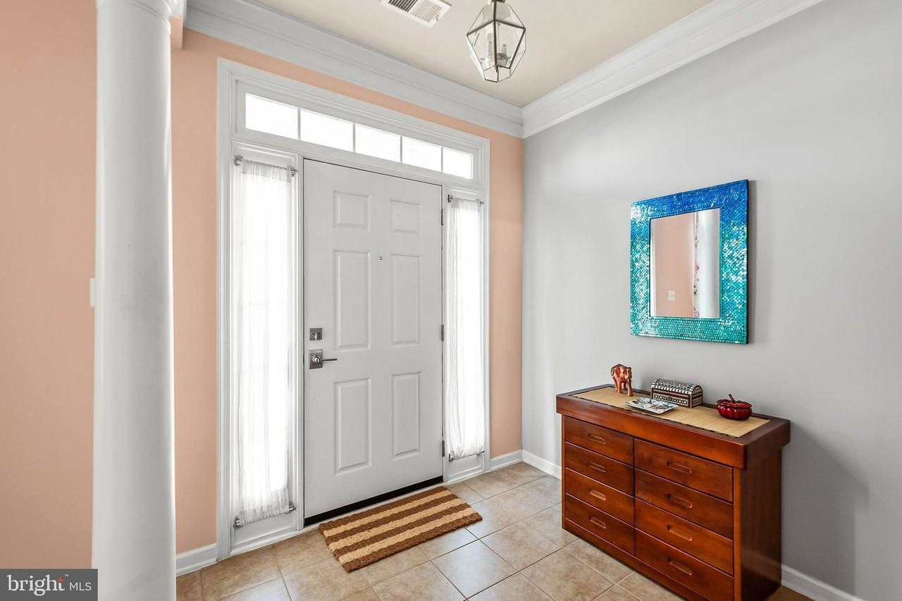 20916 Houseman Ter - Photo 6 of 37