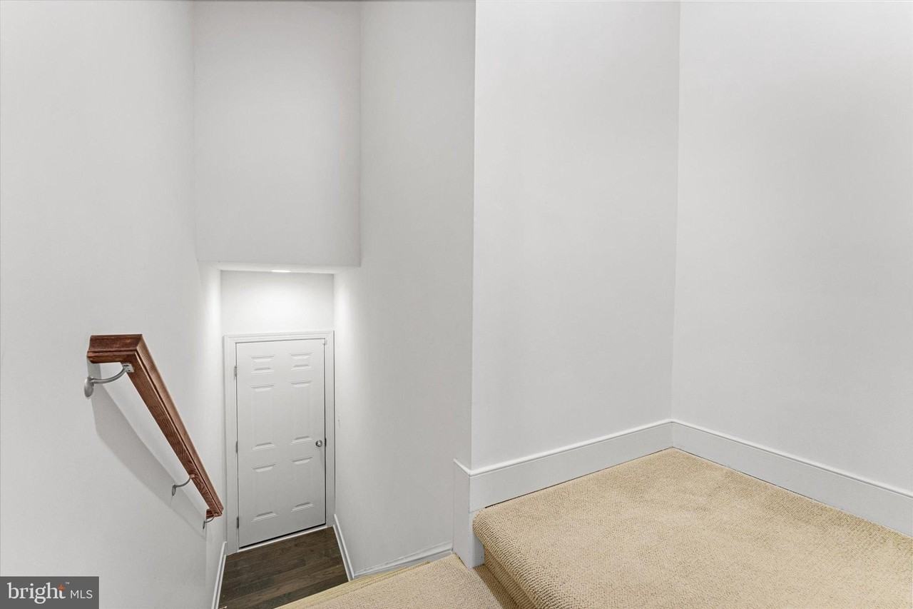 44027 Etna Ter - Photo 6 of 43