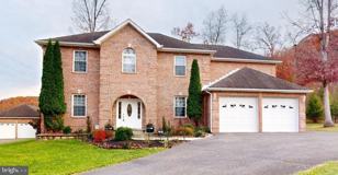 252 S Lakewood Dr - Photo 1 of 1