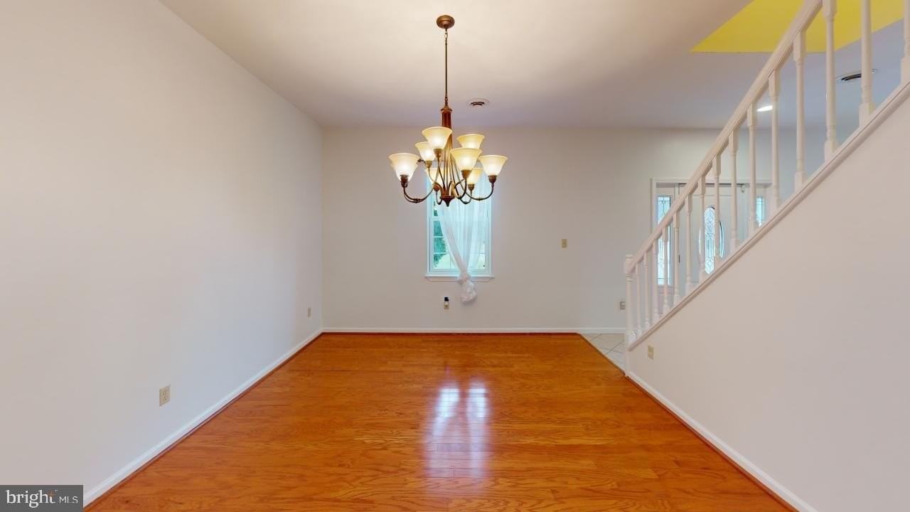 252 S Lakewood Dr - Photo 7 of 32