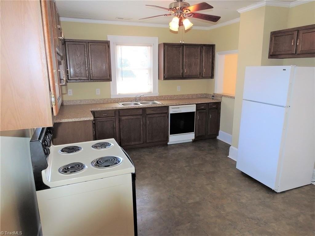 4215 Old Greensboro Rd - Photo 2 of 8