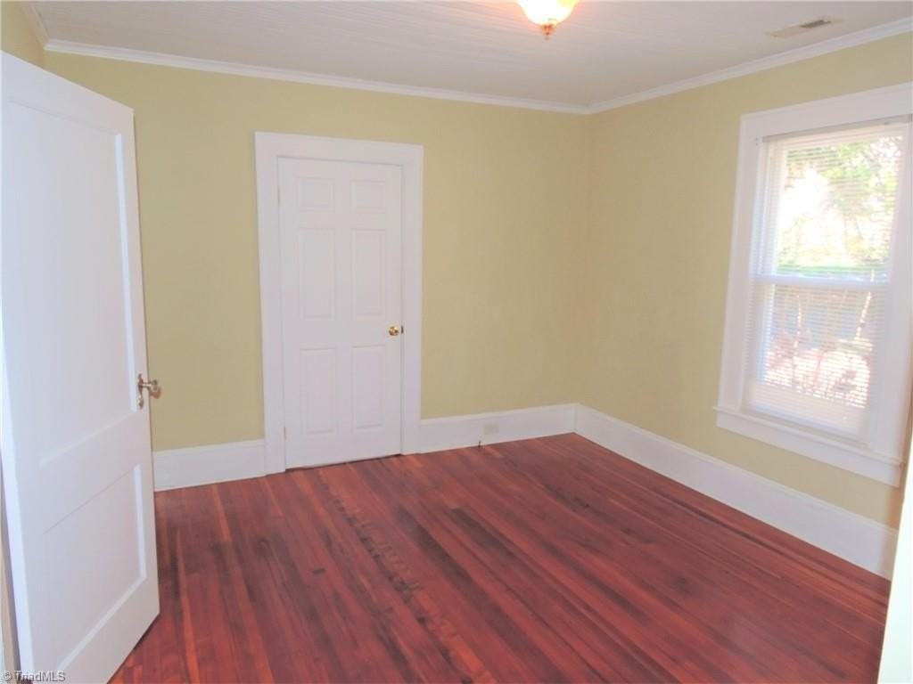 4215 Old Greensboro Rd - Photo 6 of 8