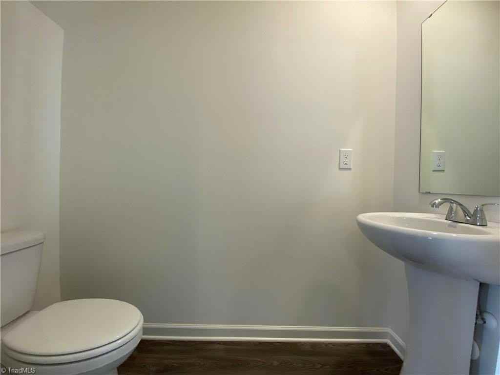 105 Knob Ln - Photo 7 of 20