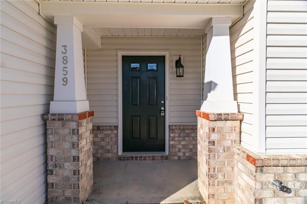 3859 Copperfield Ct - Photo 2 of 21