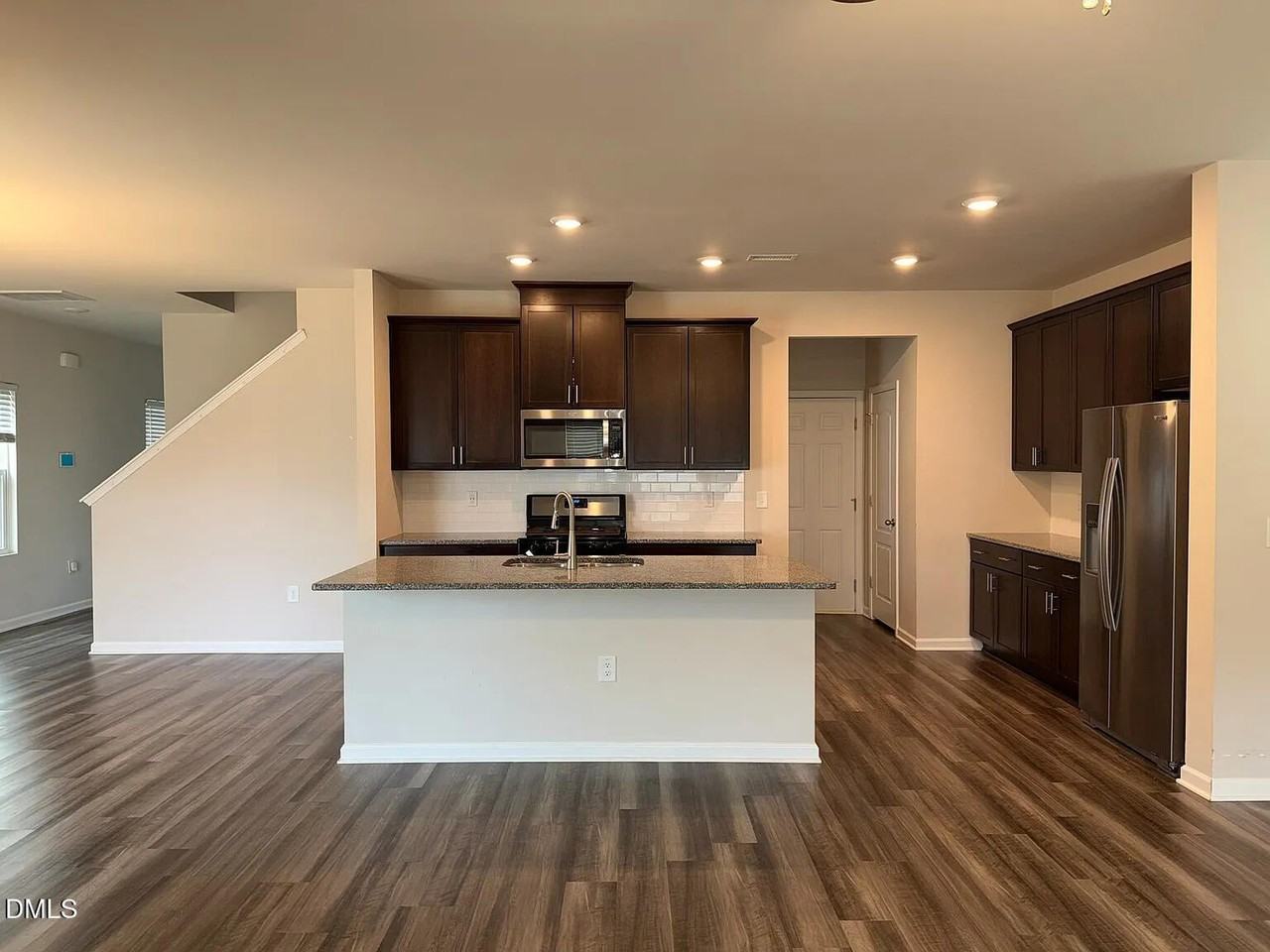 312 Wilbur Lake Dr - Photo 3 of 17