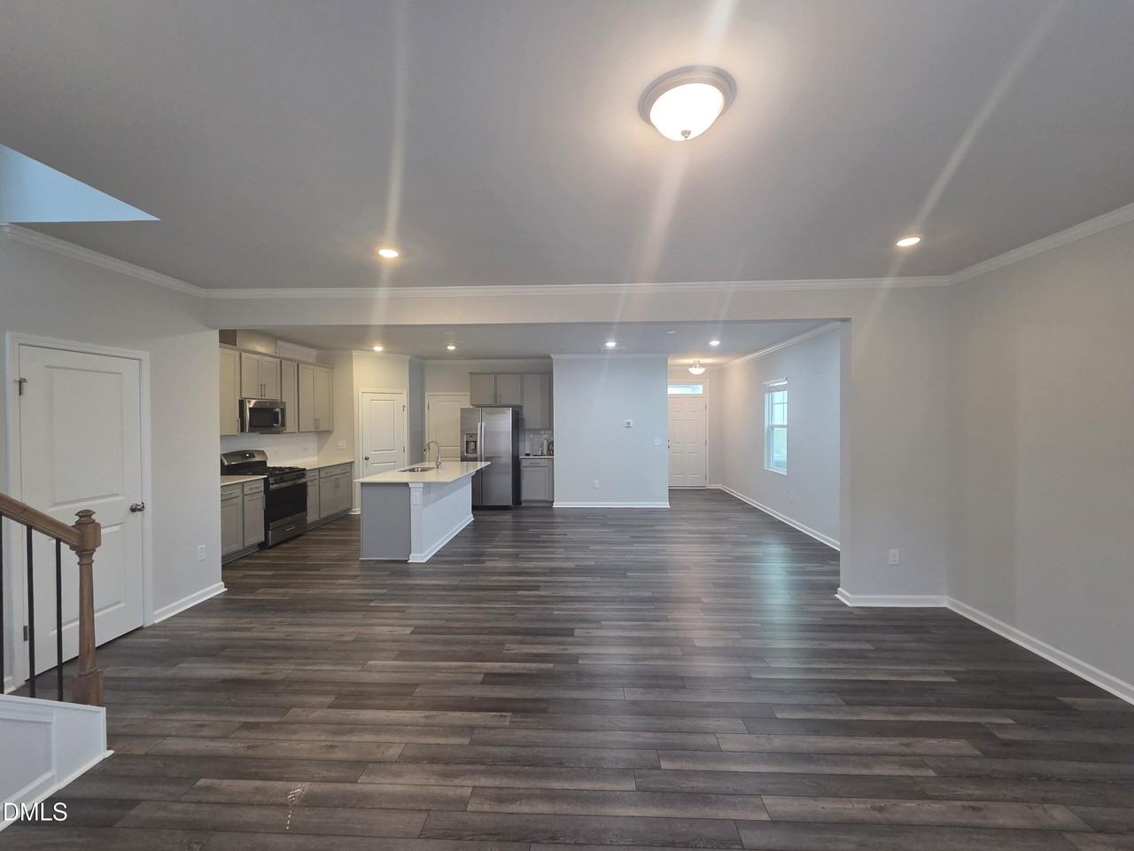 109 Sea Cave Ln - Photo 2 of 20