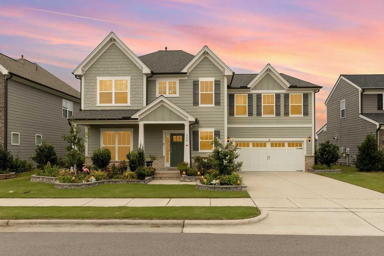 408 Parlier Dr - Photo 2 of 49