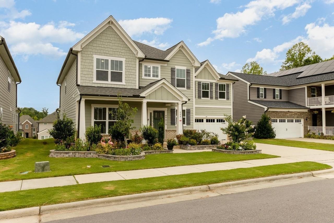 408 Parlier Dr - Photo 3 of 49