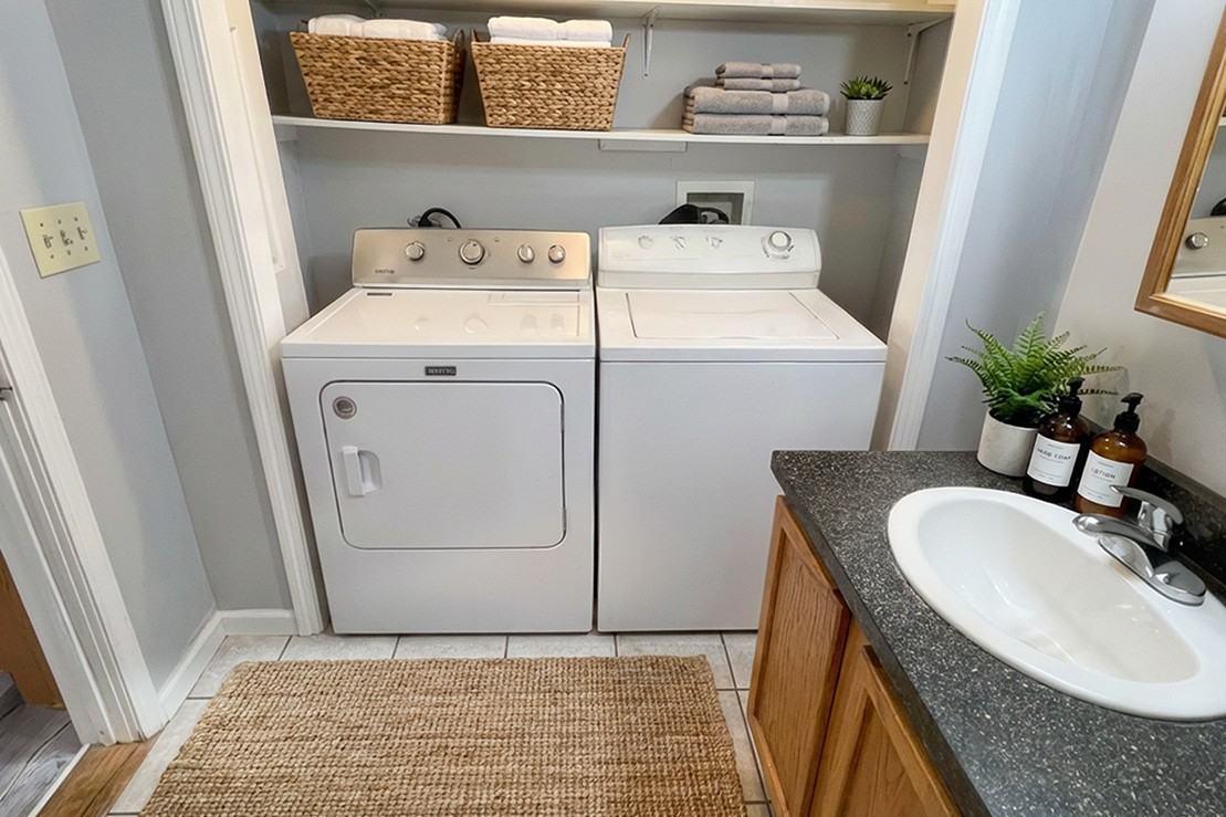 336 Washington Ave #1 - Photo 6 of 9