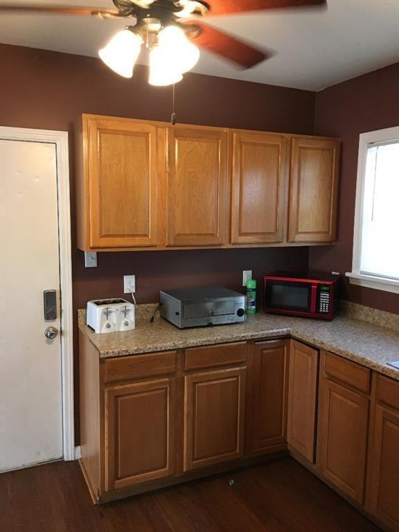 1305 West Macon Street - Photo 3 of 8