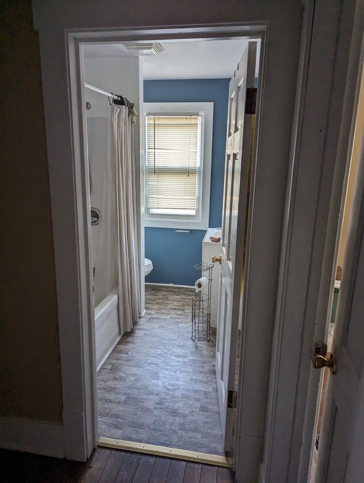 1305 West Macon Street - Photo 7 of 8