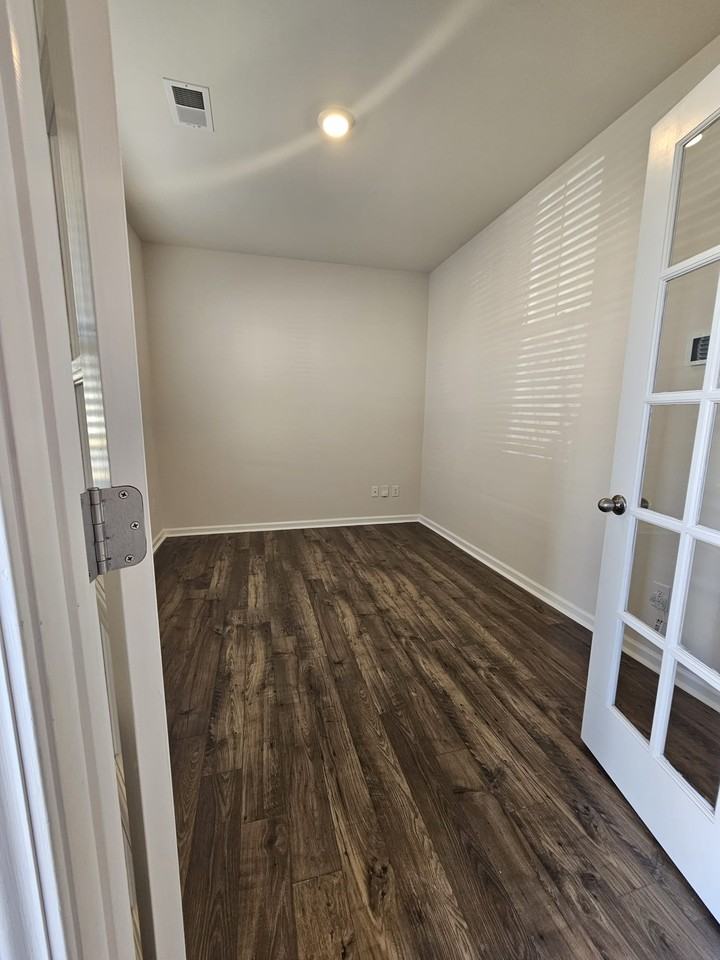 25 Corbel Dr #1 - Photo 7 of 35