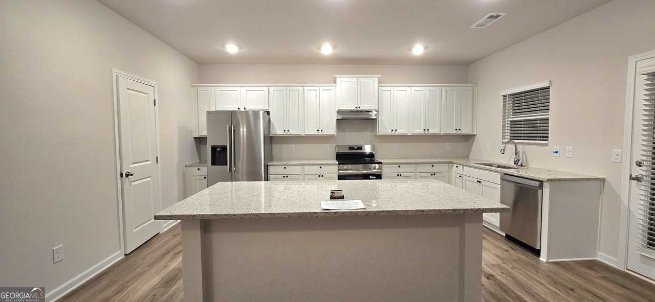 6 Umber Ln - Photo 5 of 47