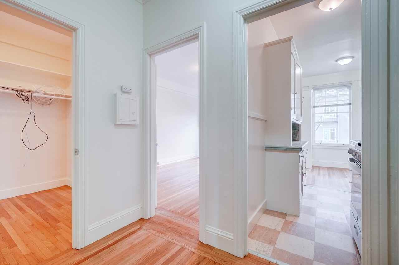 430 Hyde - Photo 7 of 13