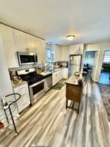 920 W 35th Pl - Photo 1 of 1