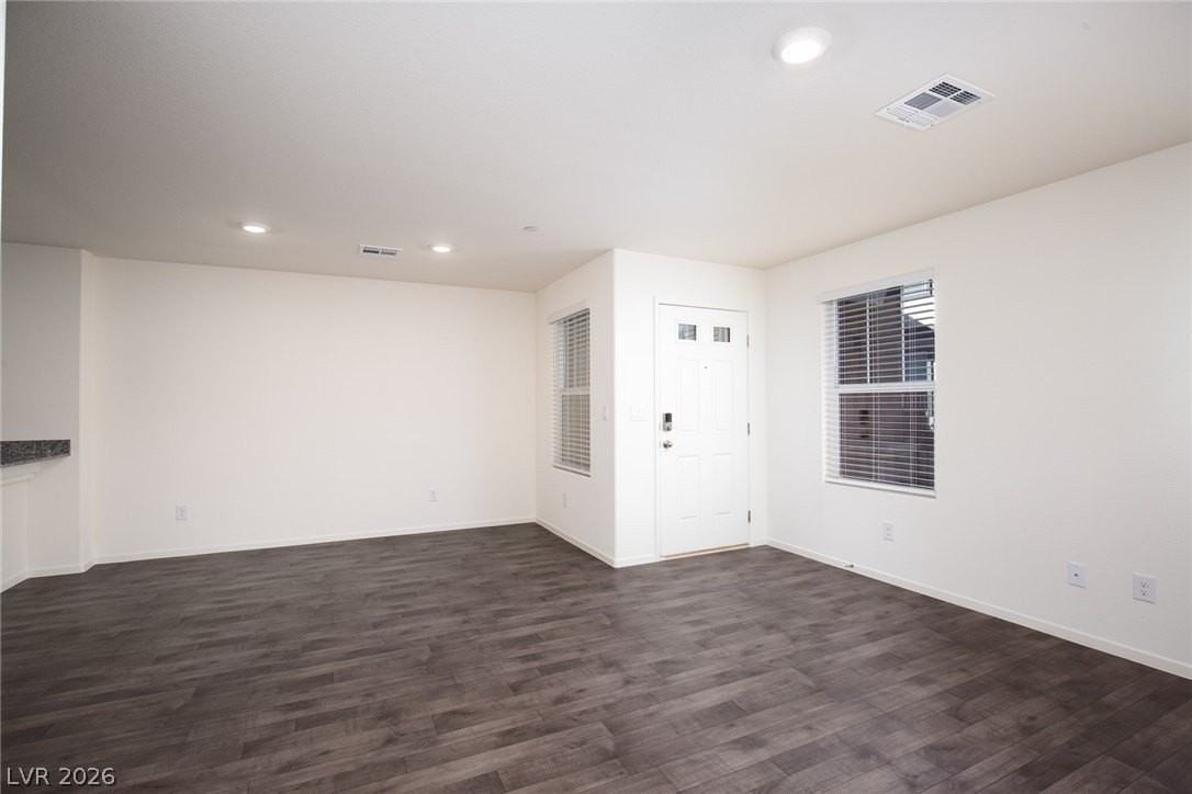 1125 Scarlet Sparrow St - Photo 6 of 36