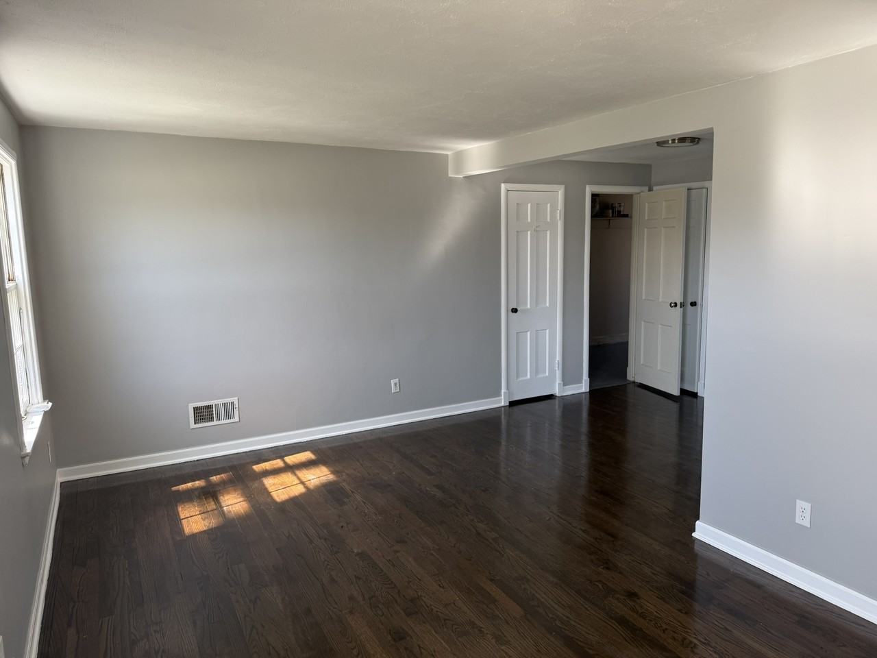 524 East 26th Avenue - Photo 7 of 11