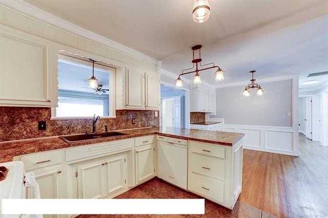 1809 S Elm Ave - Photo 4 of 8