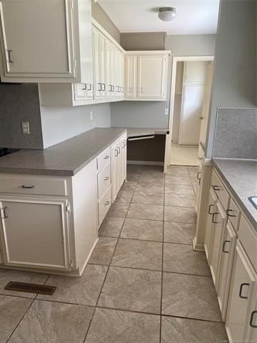 6811 E 58th St - Photo 5 of 8