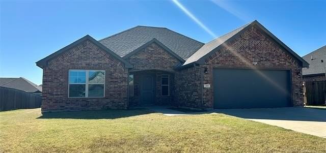 3409 Lazy Ln - Photo 3 of 38