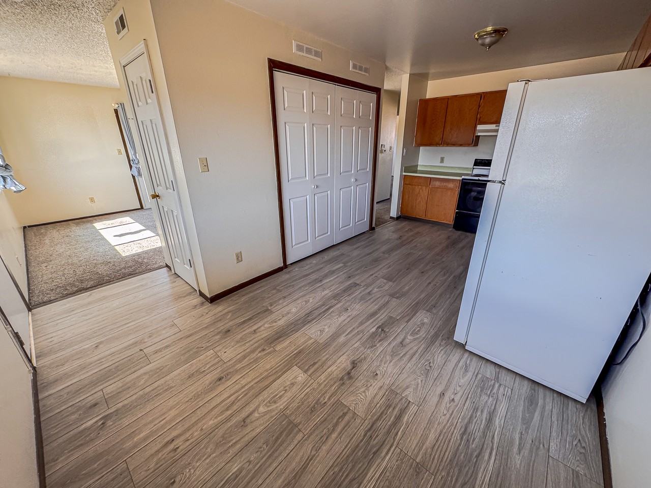 532 Melton St #A - Photo 4 of 9