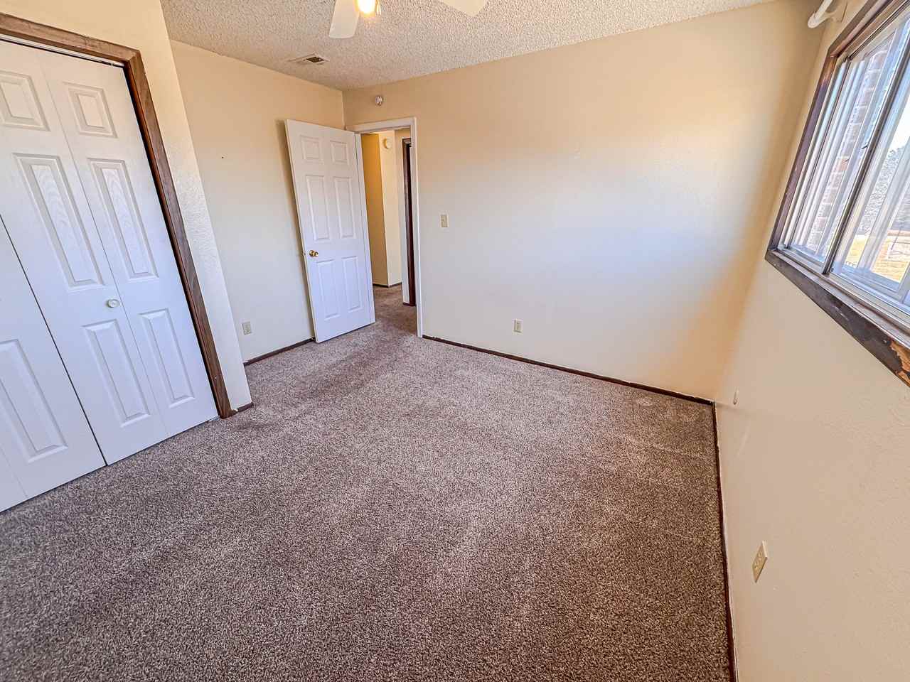 532 Melton St #A - Photo 6 of 9