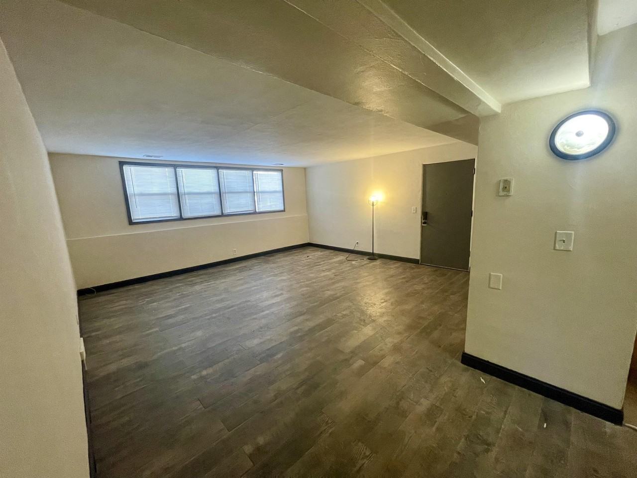 2419 Plymouth Avenue North - Photo 2 of 36