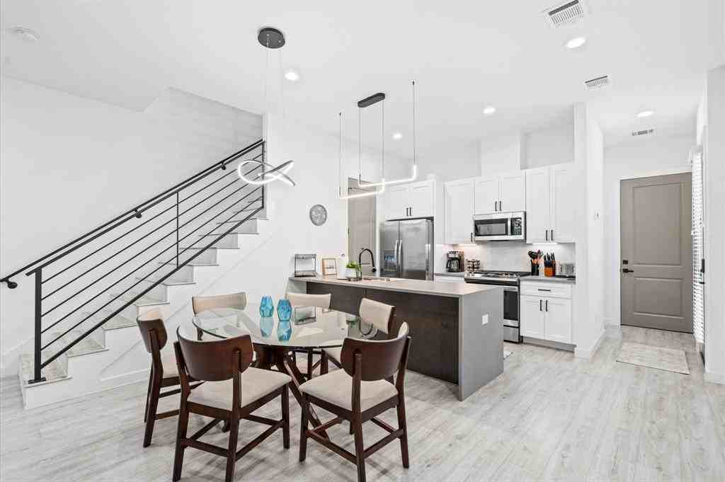 6825 Cadillac St Houston TX 77021-2413 #NA - Photo 2 of 11