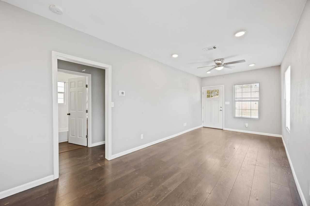 3810 Rawley St Houston TX 77020-2306 #NONE - Photo 7 of 21