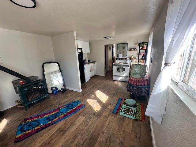 1307 3rd St #1 - Photo 2 of 7