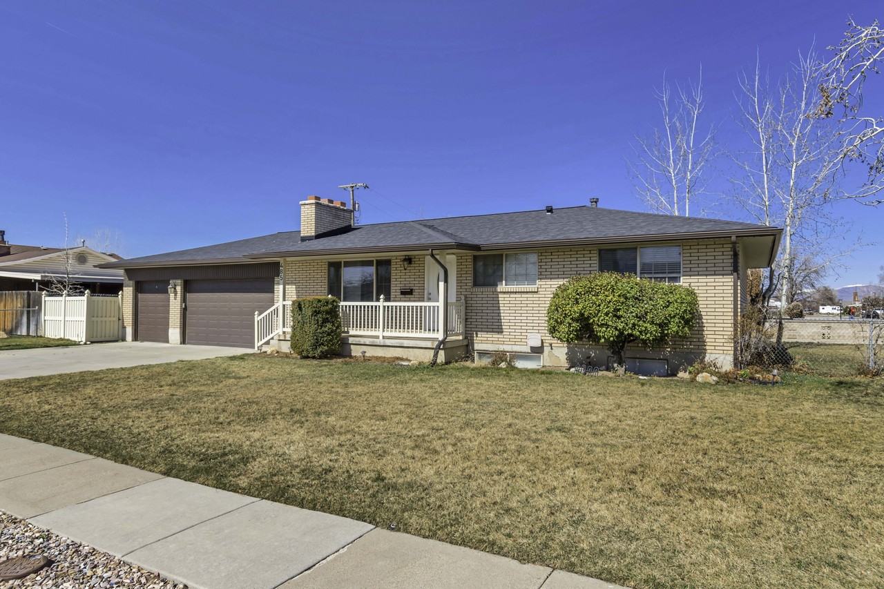 485 E Rena Ave #1 - Photo 3 of 19