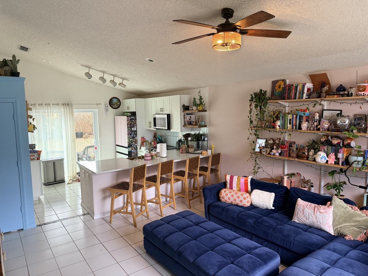 Shotgate Ct #1 - Photo 7 of 21