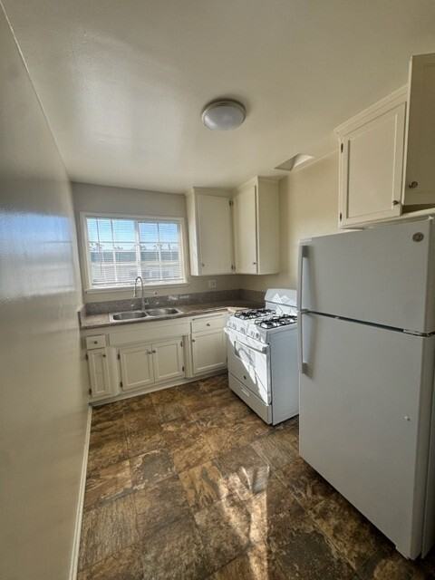 1721 Camino de la Costa - Photo 6 of 25