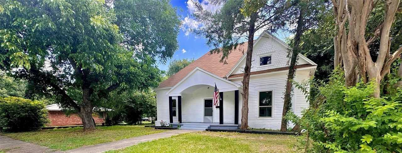 508 E Franklin St - Photo 2 of 20